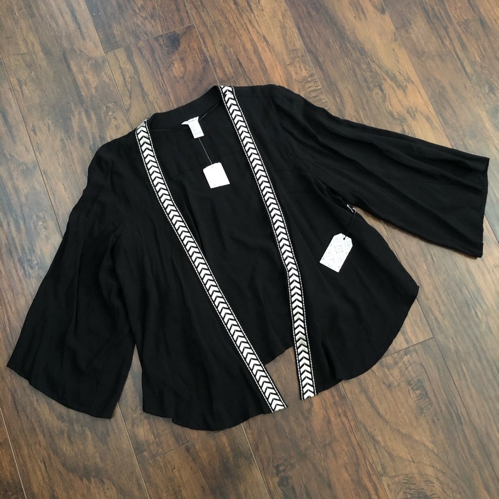 Forever 21 Cardigan Womens Size S Black Woven Chevron Neck Trim